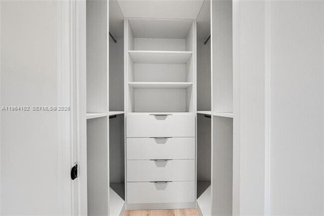 Building Photo - 1275 Marseille Dr