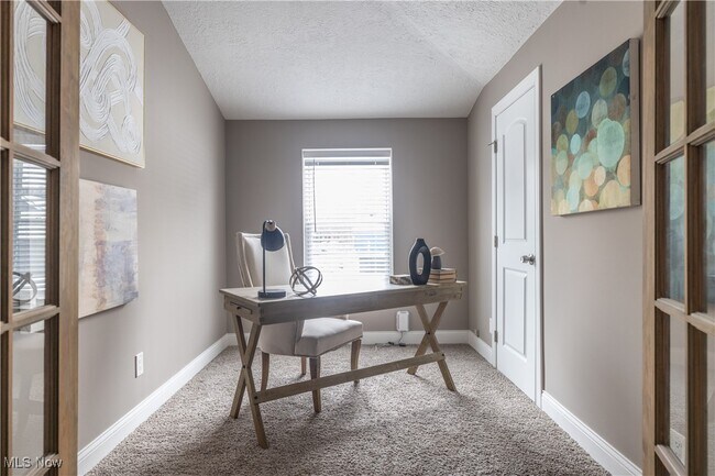 Building Photo - 4226 Broadview Rd