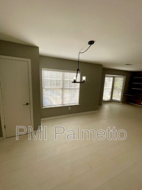 Building Photo - 2A Cutlers Ct