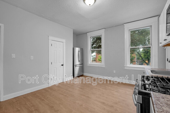 Building Photo - 2800 Harford Rd