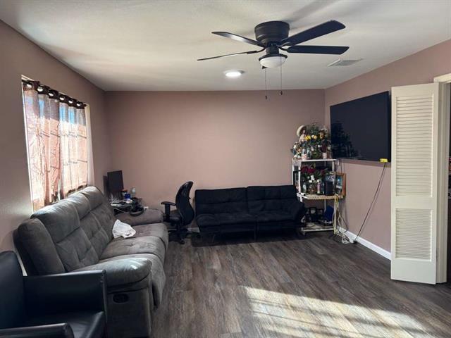 Building Photo - 8435 Campanella Dr