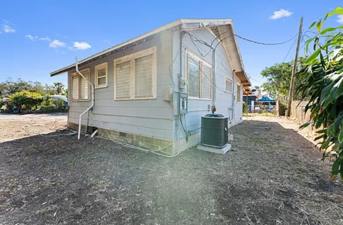 Building Photo - 1430 16th St W