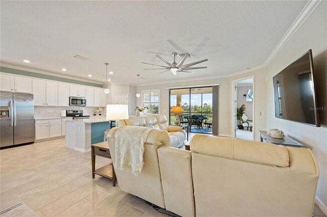 Building Photo - 10817 Tarflower Dr