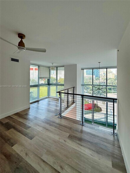 Building Photo - 90 SW 3rd St