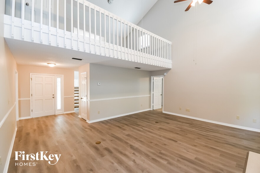 Building Photo - 2790 Ravines Rd