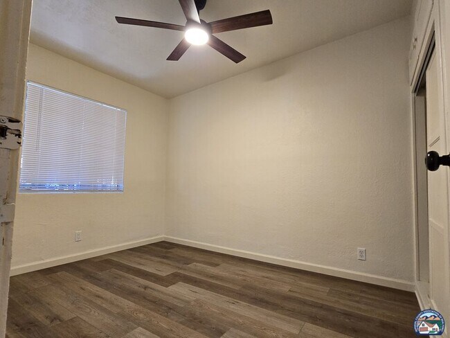 Building Photo - 1465 Hamilton Ave