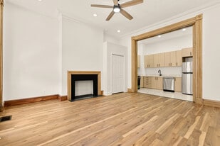 Building Photo - 115 S Patrick St
