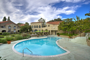 Building Photo - eaves Thousand Oaks