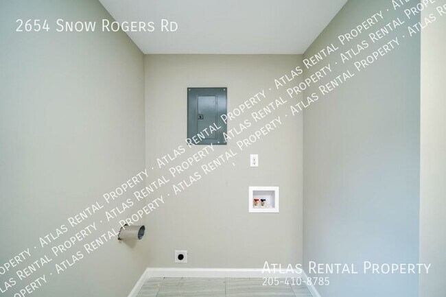 Building Photo - 2654 Snow Rogers Rd