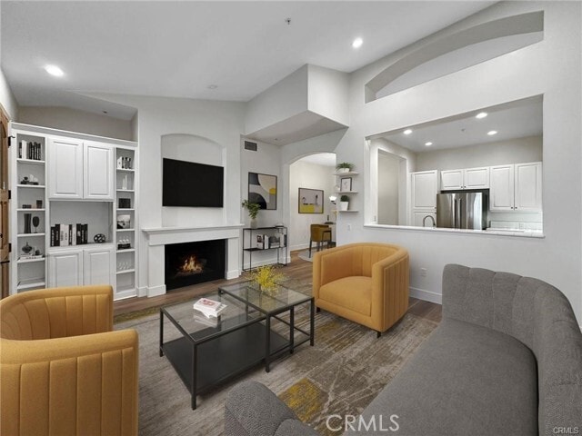 Building Photo - 9 Veroli Ct