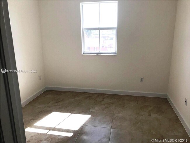 Building Photo - 210 NW 109th Ave