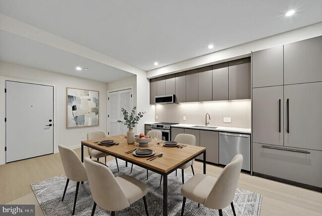 Building Photo - 2121 Ward Pl NW