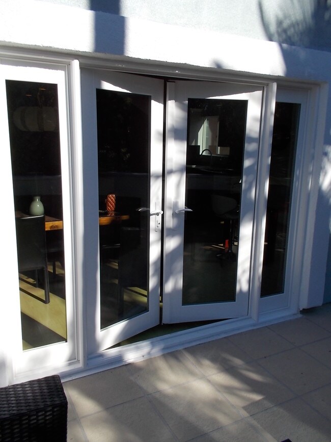 Building Photo - 1313 18th St