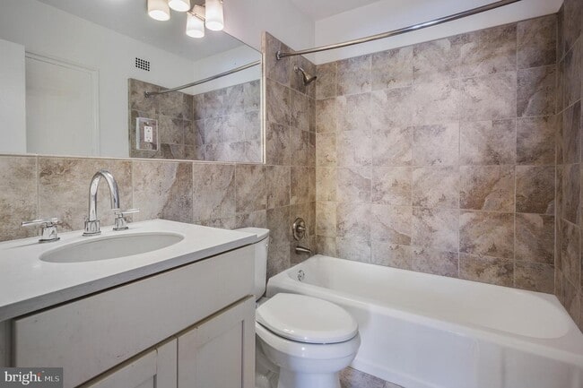 Building Photo - 2601 Pennsylvania Ave