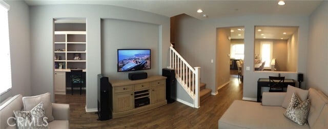 Building Photo - 17558 Water Garden Ct