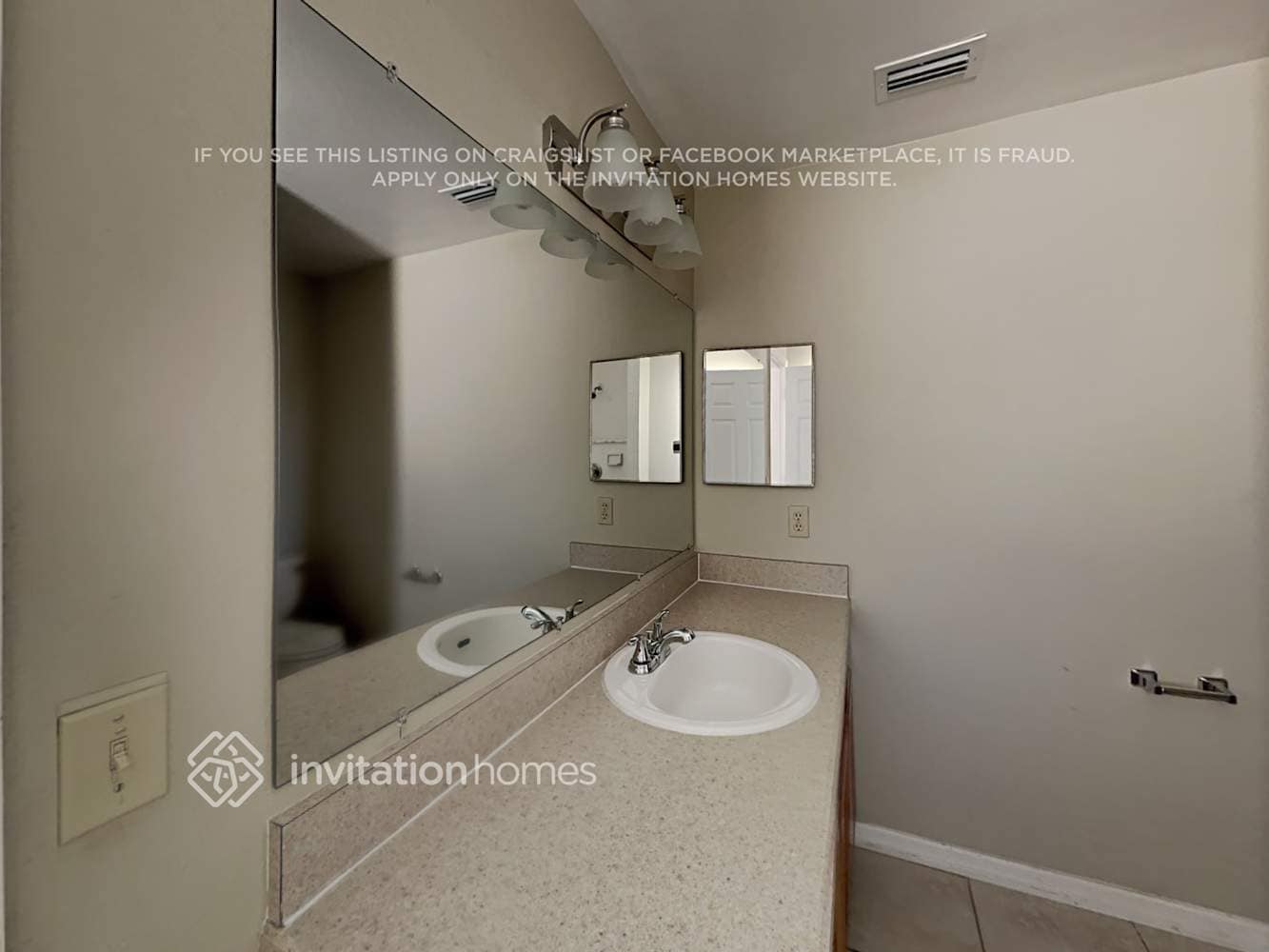 Building Photo - 8201 Scarborough Ct