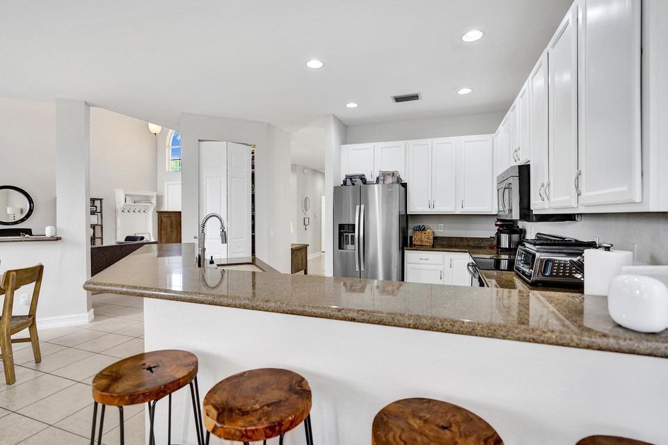 Building Photo - 8876 Sandy Crest Ln