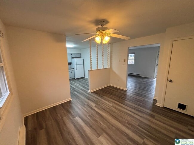 Building Photo - 616 Banks St