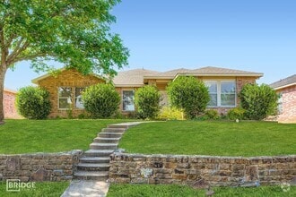Building Photo - 1395 Stewart Dr