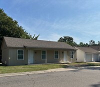 Building Photo - S. J Duplex