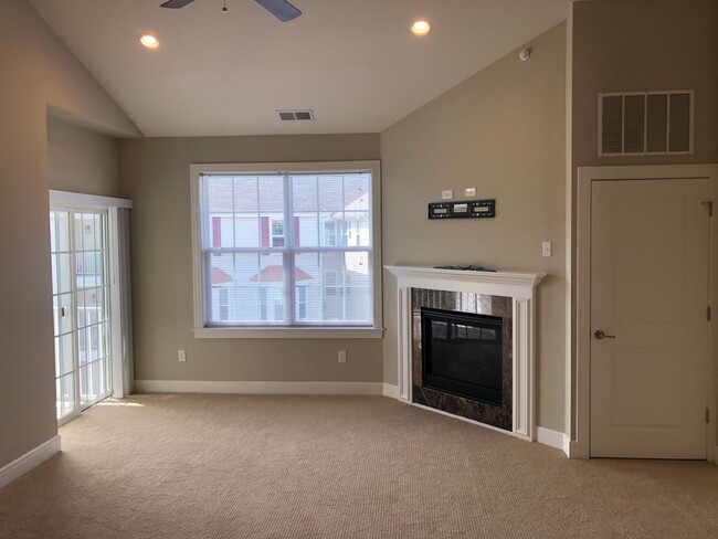 Interior Photo - The Apartments At Weatherby