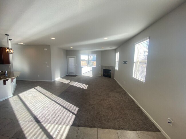 Building Photo - Great Home in Sparks