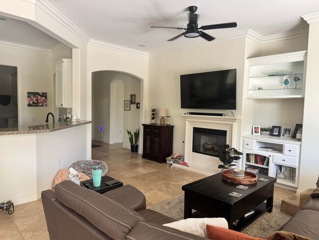 Building Photo - 80615 Avenida Santa Marta
