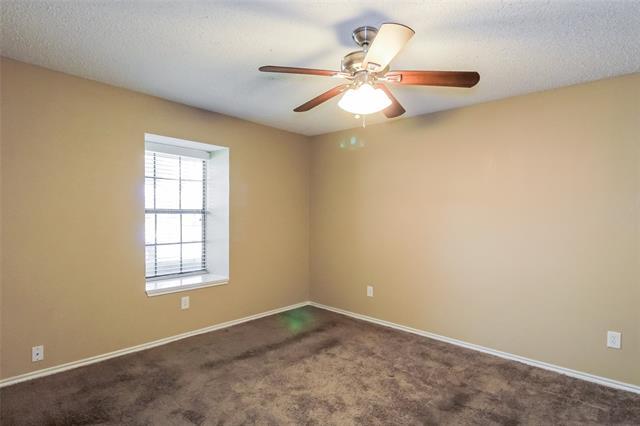Building Photo - 934 Sanders Dr
