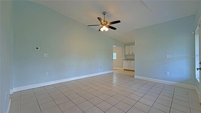 Building Photo - 1311 Hillcrest Dr