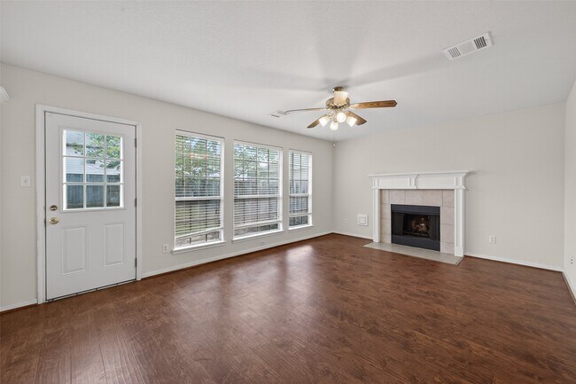 Building Photo - 21327 Branford Hills Ln