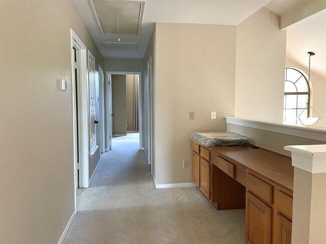 Building Photo - 9005 Scottish Pastures Dr