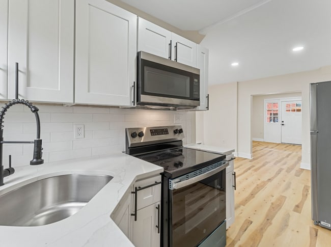 Building Photo - 2066 Eastburn Ave