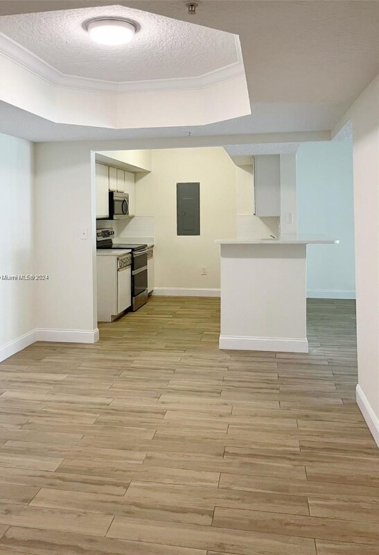 Building Photo - 140 SW 117th Ave