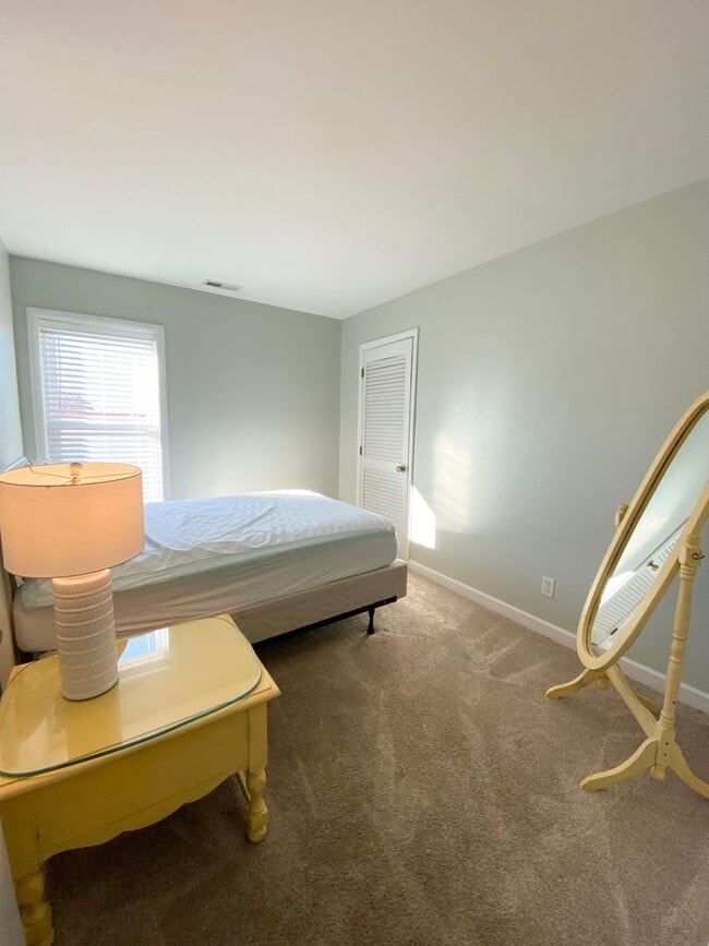 Building Photo - OCEAN VIEW OF THE SUNRISE AND SUNSET!!!