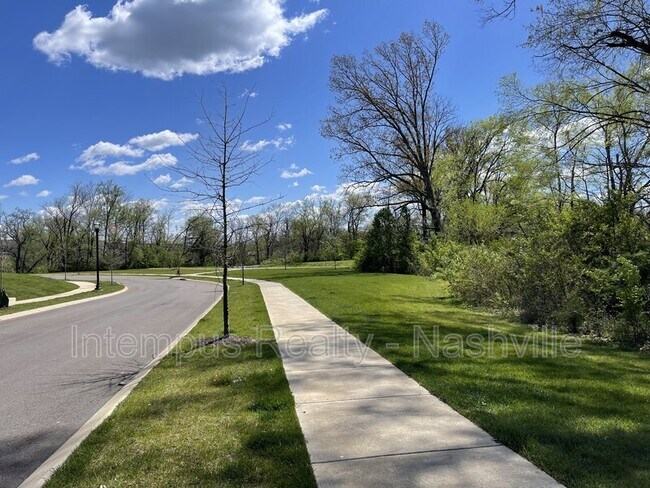 Building Photo - 704 Conifer Dr