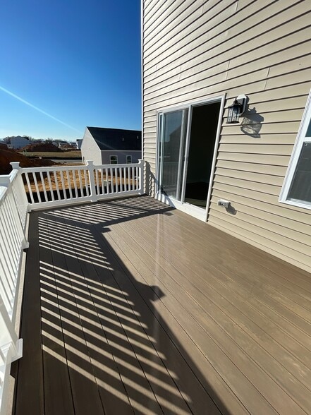 Building Photo - 34 Sumter Ave