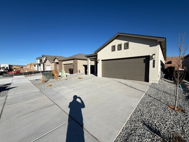 Building Photo - New Build 3 Bedroom Single Story Home Available Near Unser Blvd NE & Northern Blvd NE in Rio Rancho!