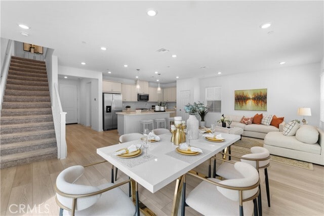 Building Photo - 3918 E Cambria Privado