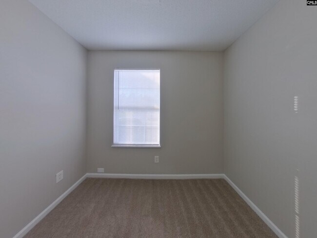 Building Photo - 208 Denby Cir