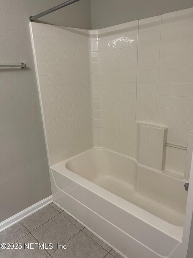 Building Photo - 9575 Amarante Cir