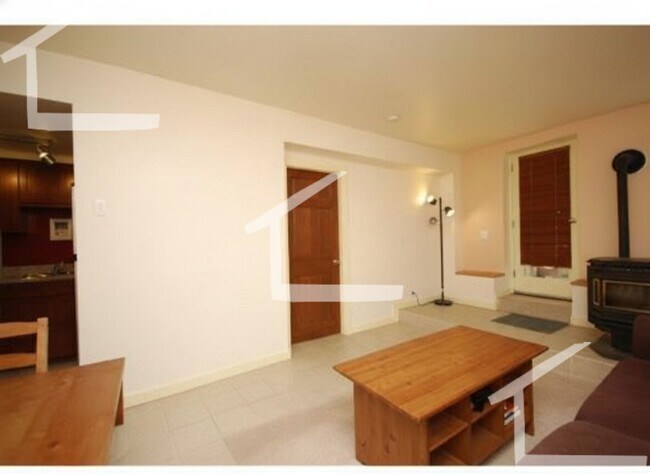 Building Photo - 30 Symphony Rd