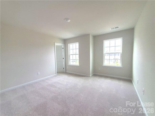 Building Photo - 1009 Gabardine Ln