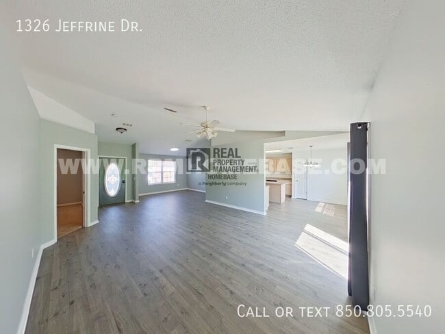 Building Photo - 1326 Jeffrine Dr