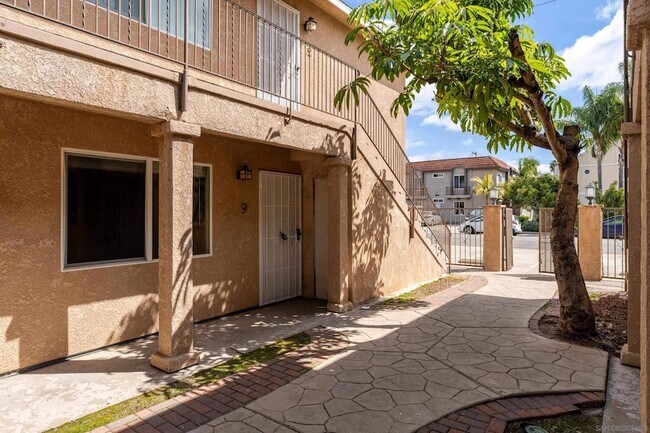 Building Photo - 4654 33rd St