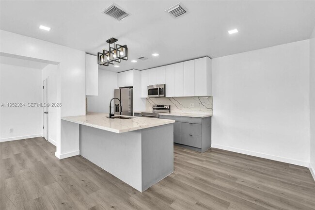 Building Photo - 7041 Raleigh St