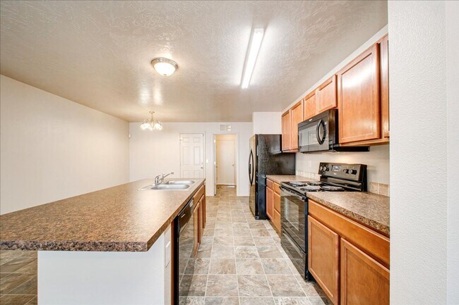 Building Photo - SW Boise Single Level Charmer!