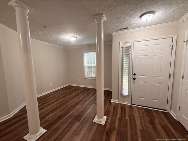 Building Photo - 412 Bubble Creek Ct