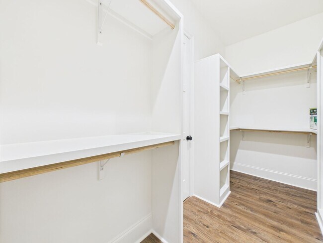 Building Photo - Stunning New Construction 4 Bed 3.5 Bath- ...