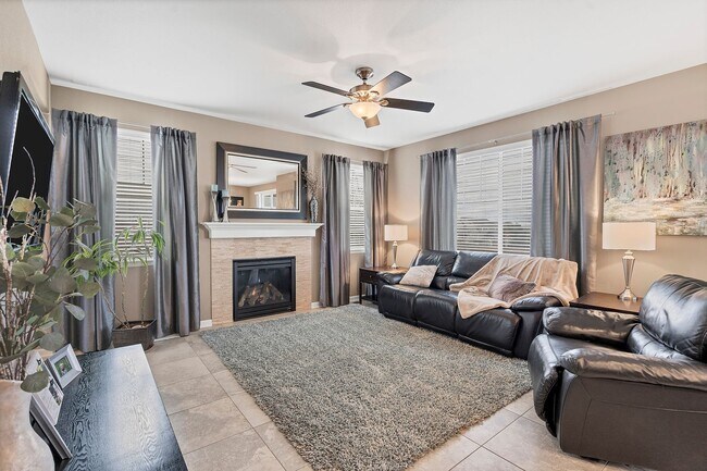 Building Photo - 3/2 Home Tucked-away, turn-key, and top-rated schools! Available for immediate move-in!