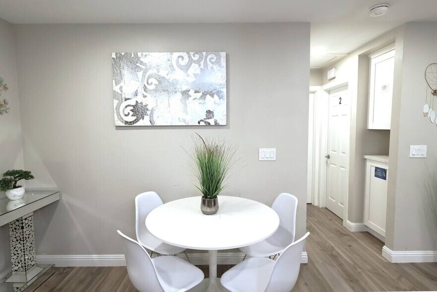 Building Photo - 1063-67 Gillespie Dr